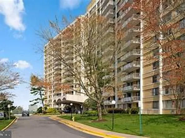 301 N Beauregard St APT 108, Alexandria, VA 22312