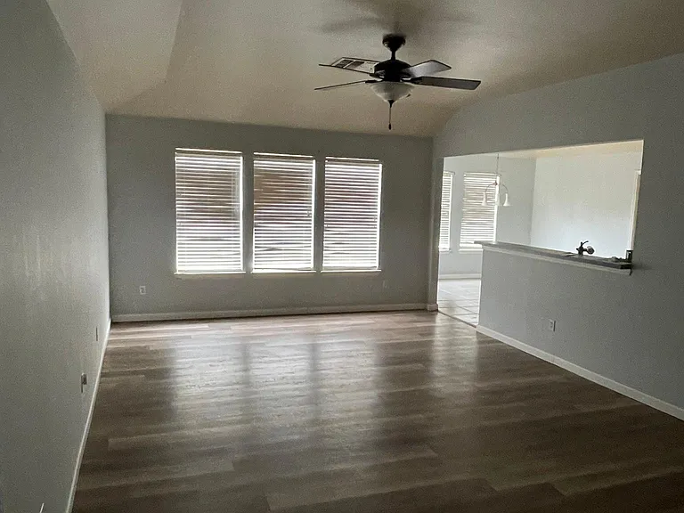 1027 Cupertino St — Photo 2