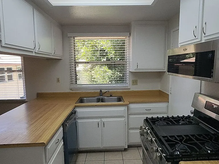 5832 Bowcroft St #4 — Photo 7