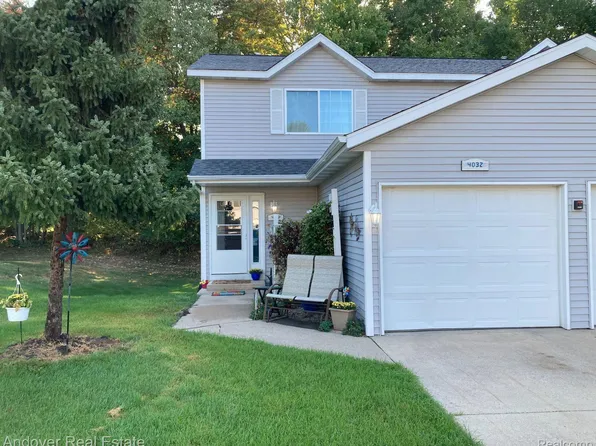 4032 Woodrush Ln NW, Comstock Park, MI 49321