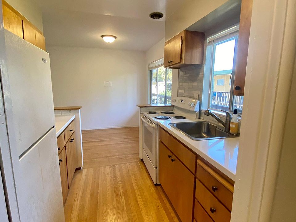 1st image of 328 Hanover Ave #8