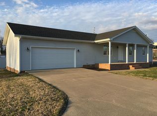 1033 S 3rd St, Paducah, KY 42003