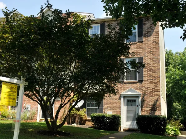 125 N Towne Ct, Mount Airy, MD 21771
