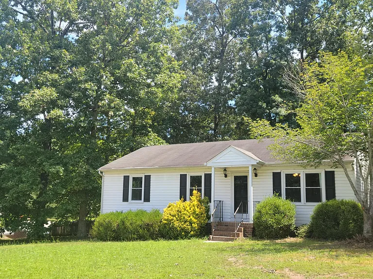 7090 Adaline Ln — Photo 1