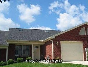 1st image of 169 Chantilly Ct
