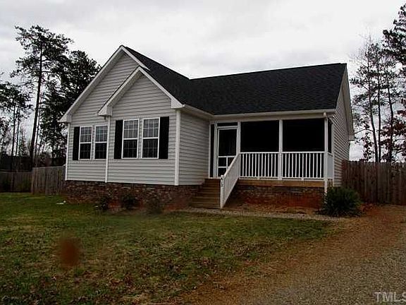 2nd image of 612 Waterbury Ct