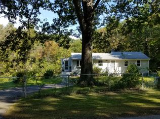 53 Lewis Rd, Kittery, ME 03904