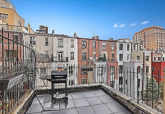 4th image of 343 W 87th St APT 8