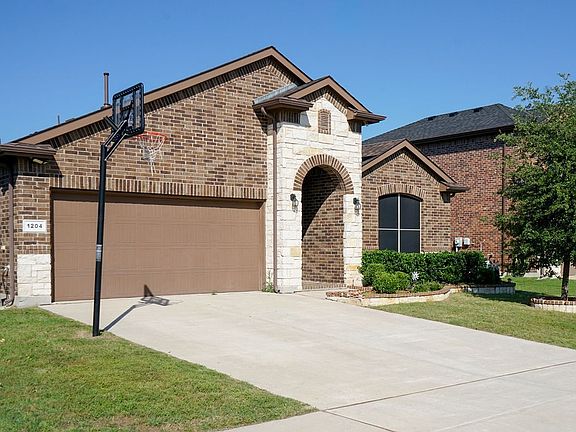 2nd image of 1204 Burlingame Dr