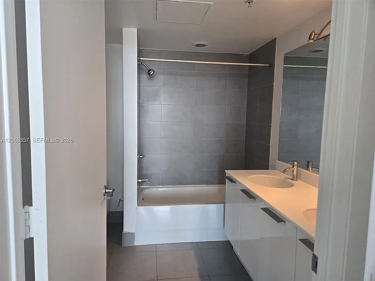92 SW 3rd St #1808 — Photo 16