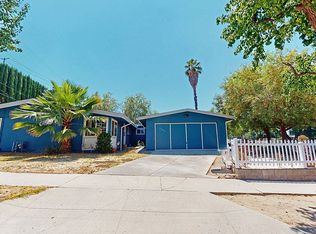 22676 La Rochelle Dr, Santa Clarita, CA 91350