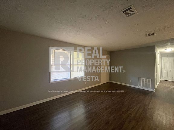 2nd image of 72 Forest Hill Cir