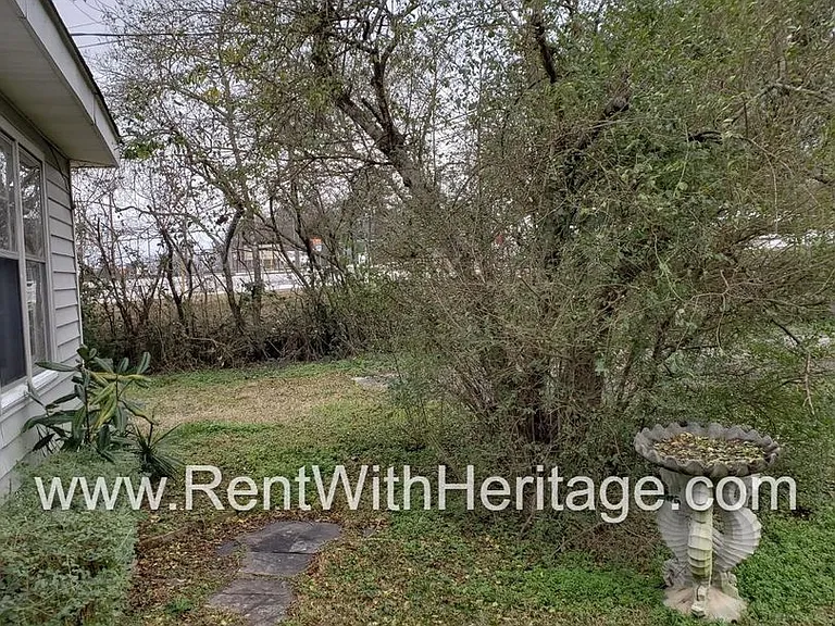11931 Veterans Memorial Hwy — Photo 28
