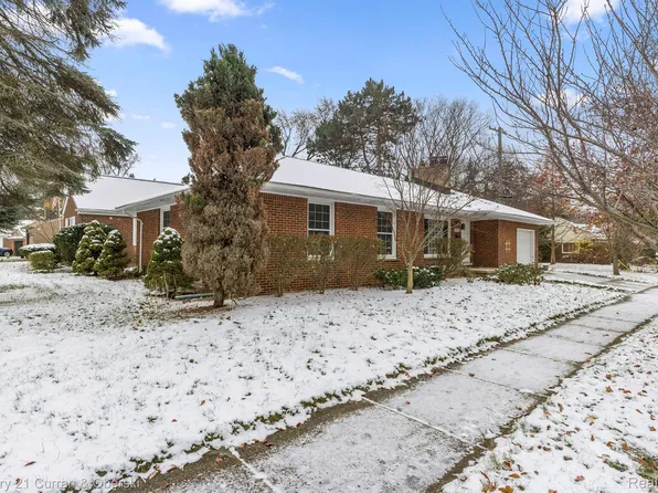 16013 Longmeadow St, Dearborn, MI 48120