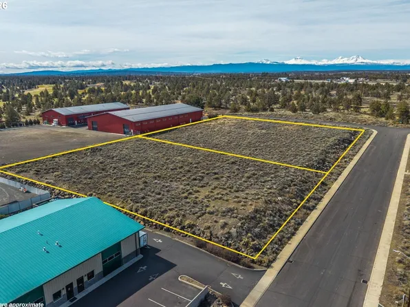 2200 SW Deerhound Ave, Redmond, OR 97756