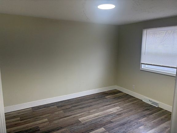 5th image of 1964 Hertel Ave APT 1