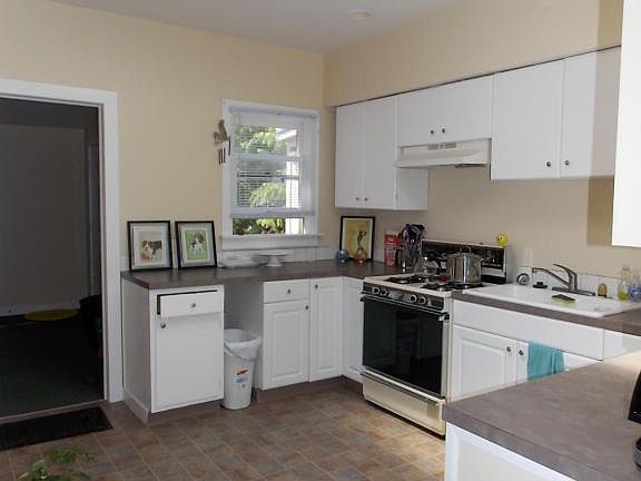 4th image of 149 Deloney Ave SW #151