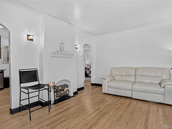 4th image of 4737 Beach Court