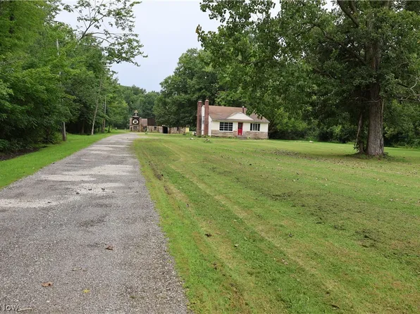 2938 Som Center Rd, Willoughby, OH 44094