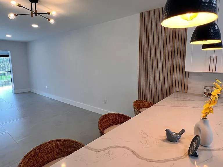 7898 Eastlake Dr #7D — Photo 11