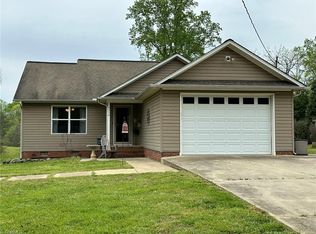 4350 Millers Mill Rd, Trinity, NC 27370