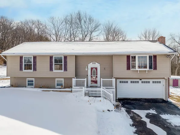 55 High View Circle, Gilford, NH 03249