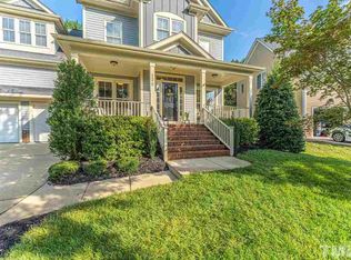 120 Edgepine Dr, Holly Springs, NC 27540