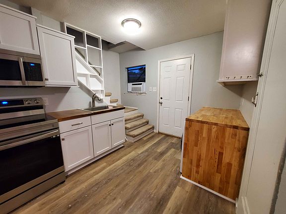 5th image of 210 Club Dr Unit 2