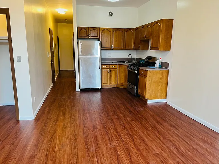 2150 5th Ave #3 — Photo 1