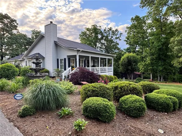 270 Owens Cir NE, Calhoun, GA 30701