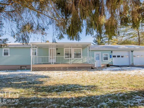 112 Hobson St, Mill Hall, PA 17751