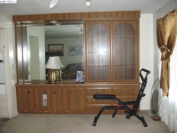 2nd image of 50 Palm Dr