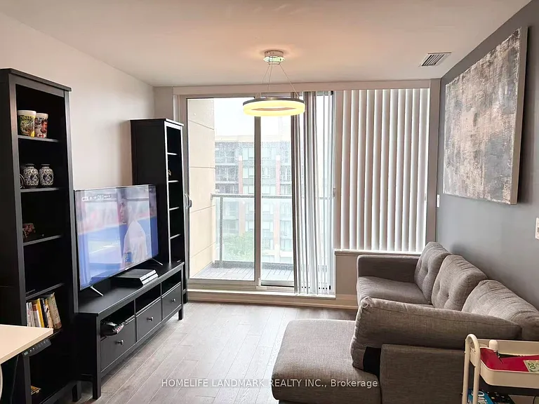 18 Uptown Dr #903 — Photo 2