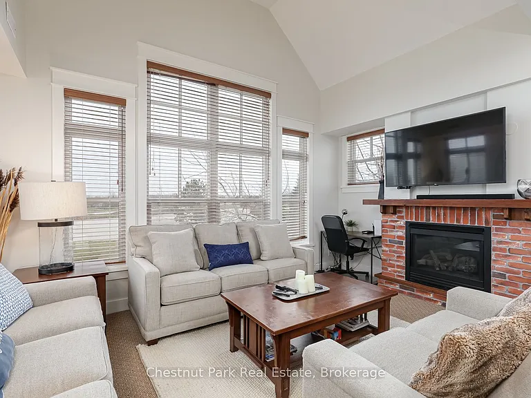 125 Fairway Ct #225 — Photo 7