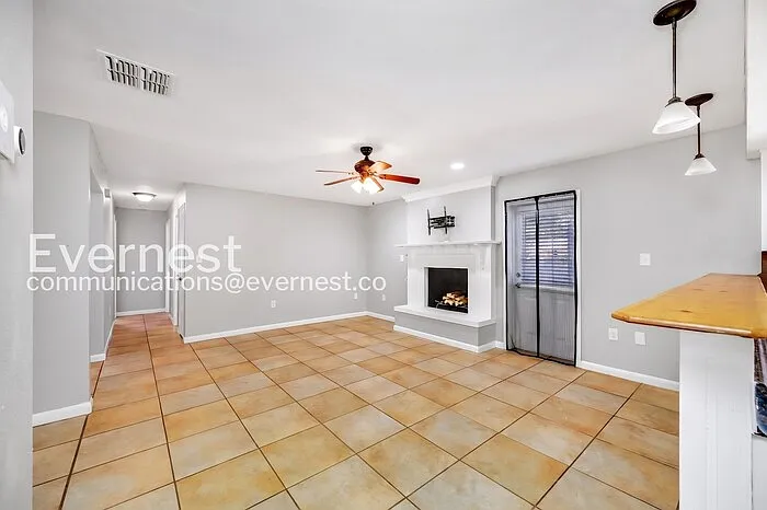 502 El Camino Real S — Photo 10