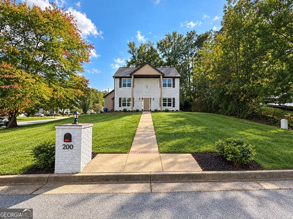 200 Scenic View Ct SW, Atlanta, GA 30331