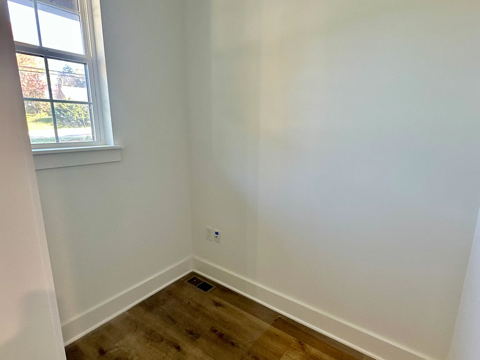 3 bed, 2.5 bath, 2200 sqft, $2,575 — Photo 3