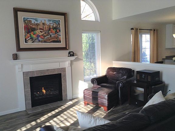 4th image of 2110 Avalon Ln