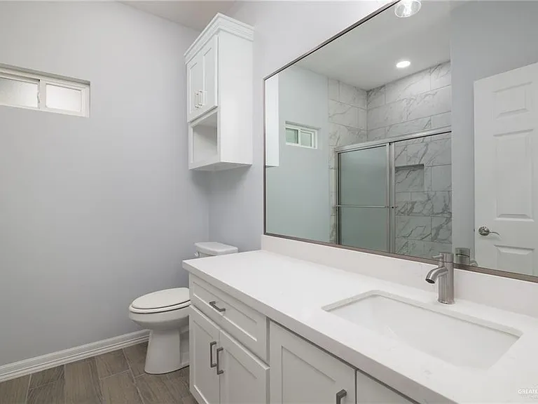 416 E Acacia Ave #2 — Photo 10
