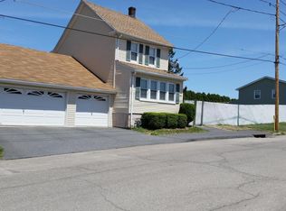 145 Samuels Ave, Hazleton, PA 18201