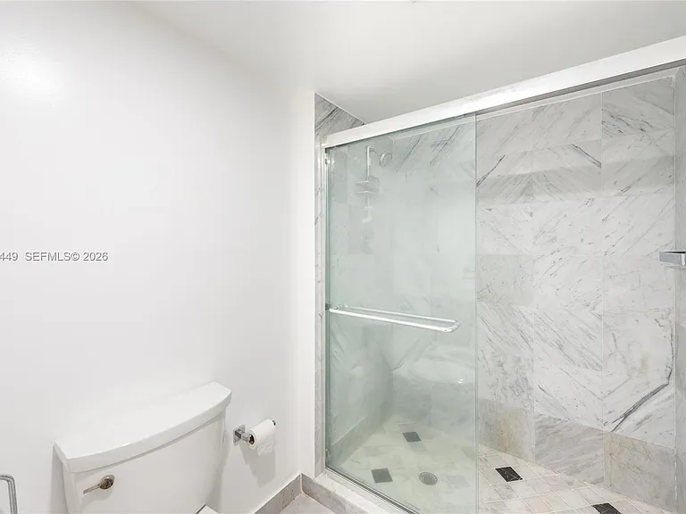 600 Grapetree Dr #8FS — Photo 21