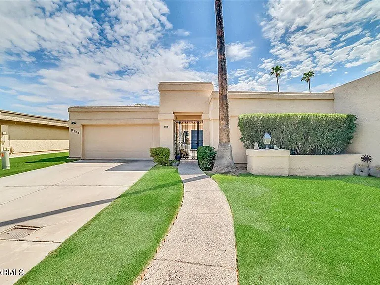 8161 E Del Cuarzo Dr — Photo 1