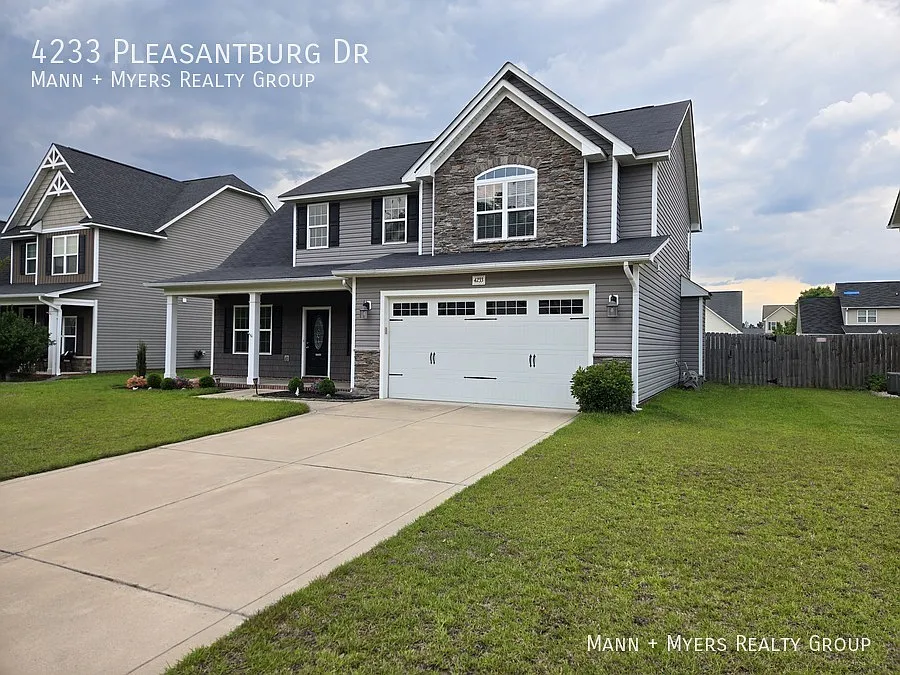 4233 Pleasantburg Dr