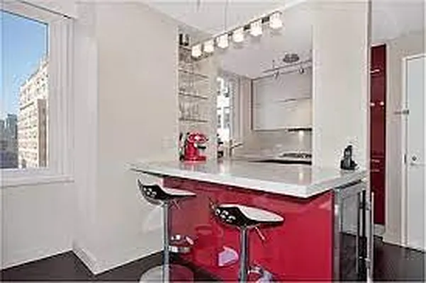 Rented by Elhanani Group, Inc | media 8