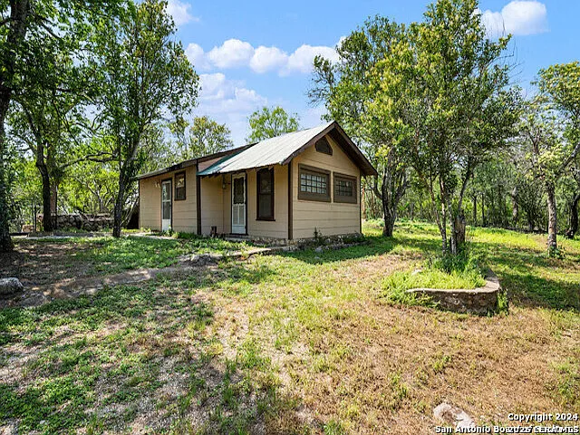 932 Toepperwein Rd — Photo 20