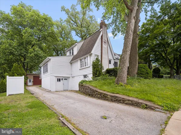 303 W Maryland Ave, Clifton Heights, PA 19018