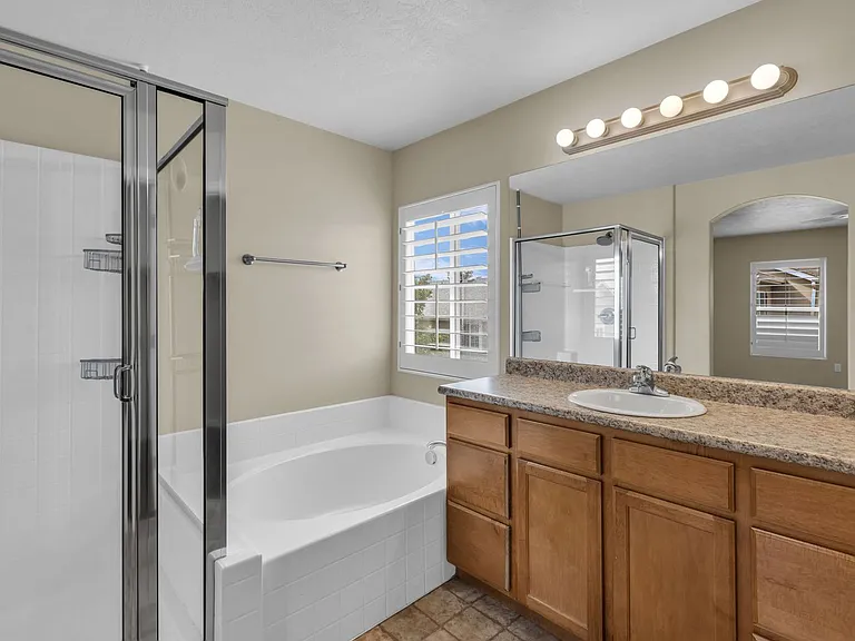 6169 S 1375 E — Photo 21