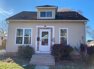 22095 Hayes Rd, Eastpointe, MI 48021