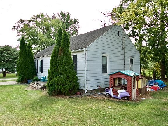 3rd image of 1705 W Cowing Dr
