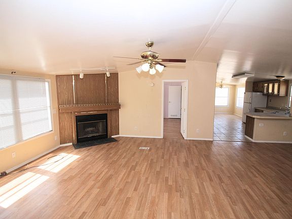 4th image of 5902 N Fairoak Ln